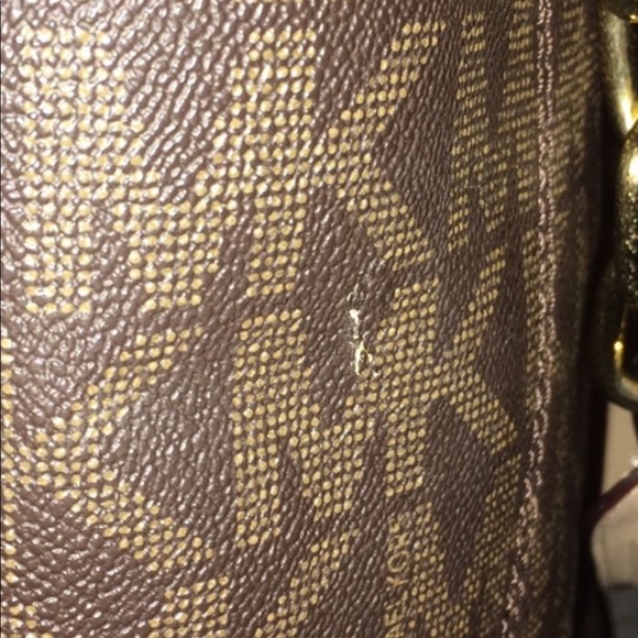 Mk purse - Picture 3 of 3